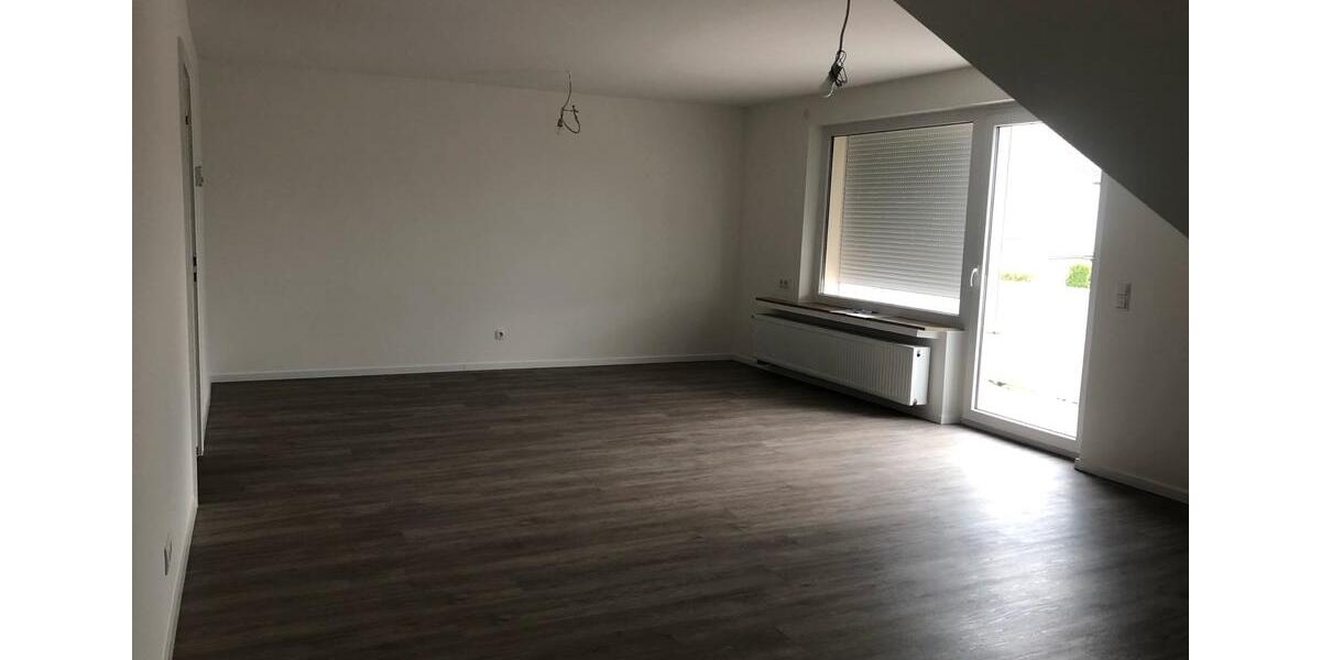 Dachgeschoßwohnung Holzminden - 3.5 Zimmer, 75 m&sup2;, 600&euro; | Angebot:26421303