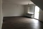 Dachgeschoßwohnung Holzminden - 3.5 Zimmer, 75 m&sup2;, 600&euro; | Angebot:26421303