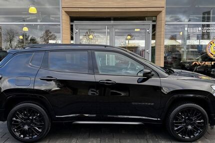 Jeep Compass 11.617 km 22.590 &euro; Aschaffenburg 63741