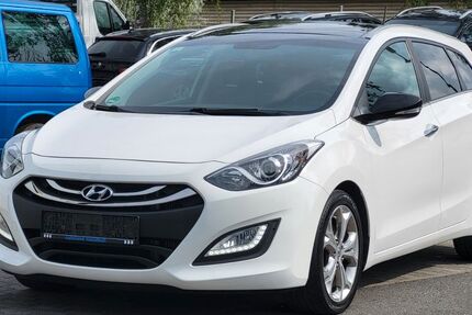 Hyundai i30 143.000 km 6.990 &euro; Oberasbach 90522