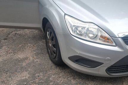 Ford Focus 171.700 km 2.700 &euro; Hamburg 22149