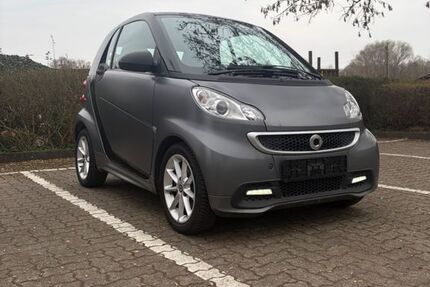 Smart ForTwo 99.780 km 5.700 &euro; Hamburg 22177