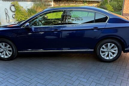 VW Passat 81.500 km 22.650 € Diesdorf 29413