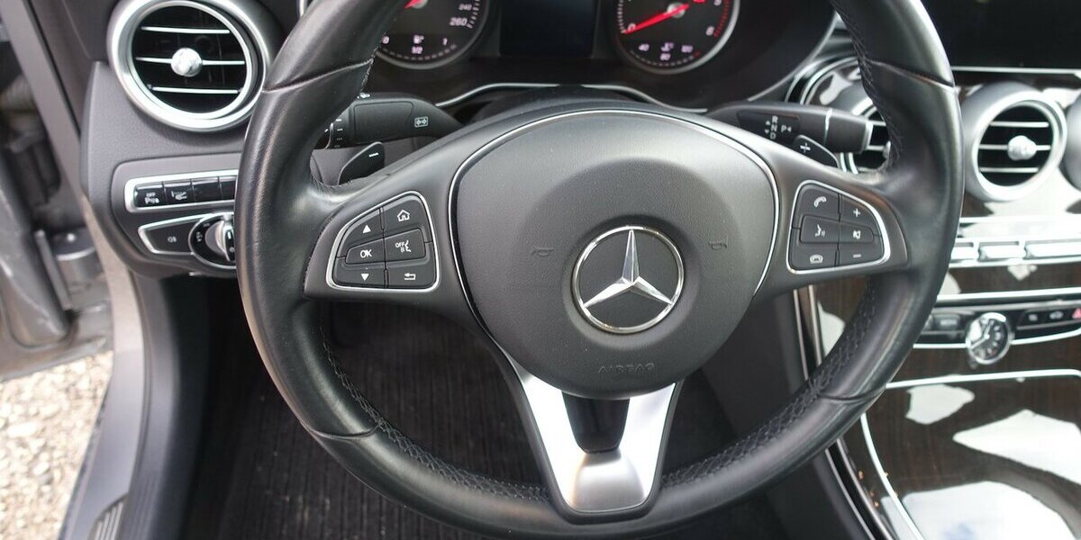 Mercedes-Benz C 250 Lim. 4Matic BlueTEC / d Distr. LED Burmester 175.800 km 19.950 &euro; Neumarkt/OPf 92318