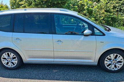 VW Touran 193.000 km 8.400 &euro; Lohra 35102