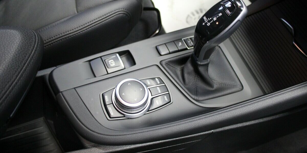 BMW X1 sDrive20i Aut. Advantage 17.320 km 29.980 € Euskirchen 53881