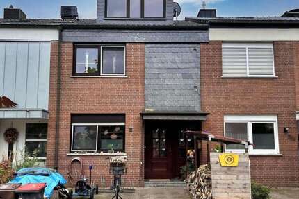 Haus zum Kaufen in Krefeld 450.000 € 144 m² 4 zimmer