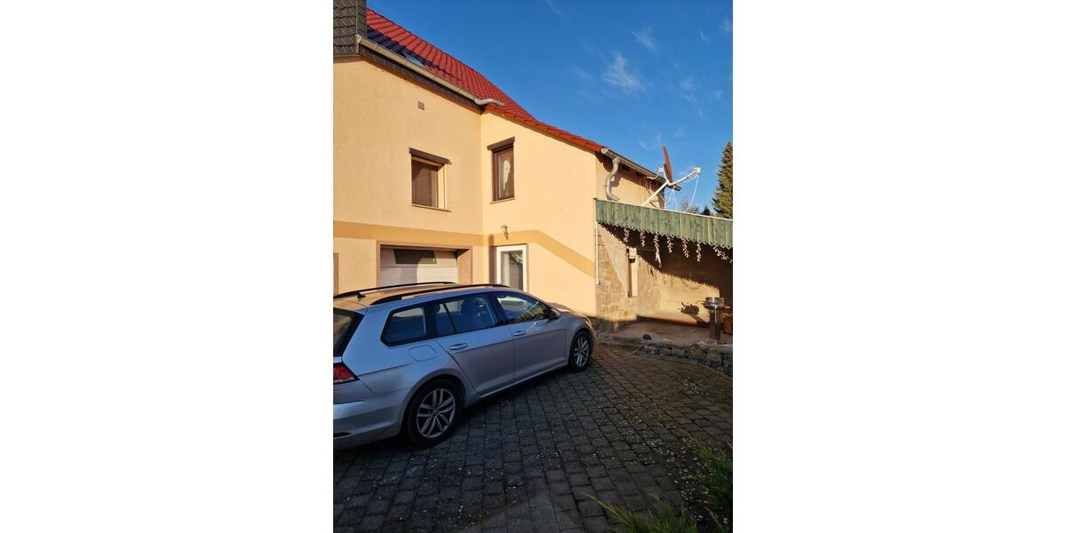 Einfamilienhaus An der Schmücke - 8 Zimmer, 173 m&sup2;, 235.000&euro; | Angebot:25568884