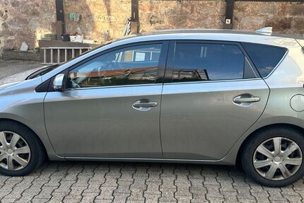 Toyota Auris 109.084 km 9.750 &euro; Heilsbronn 91560