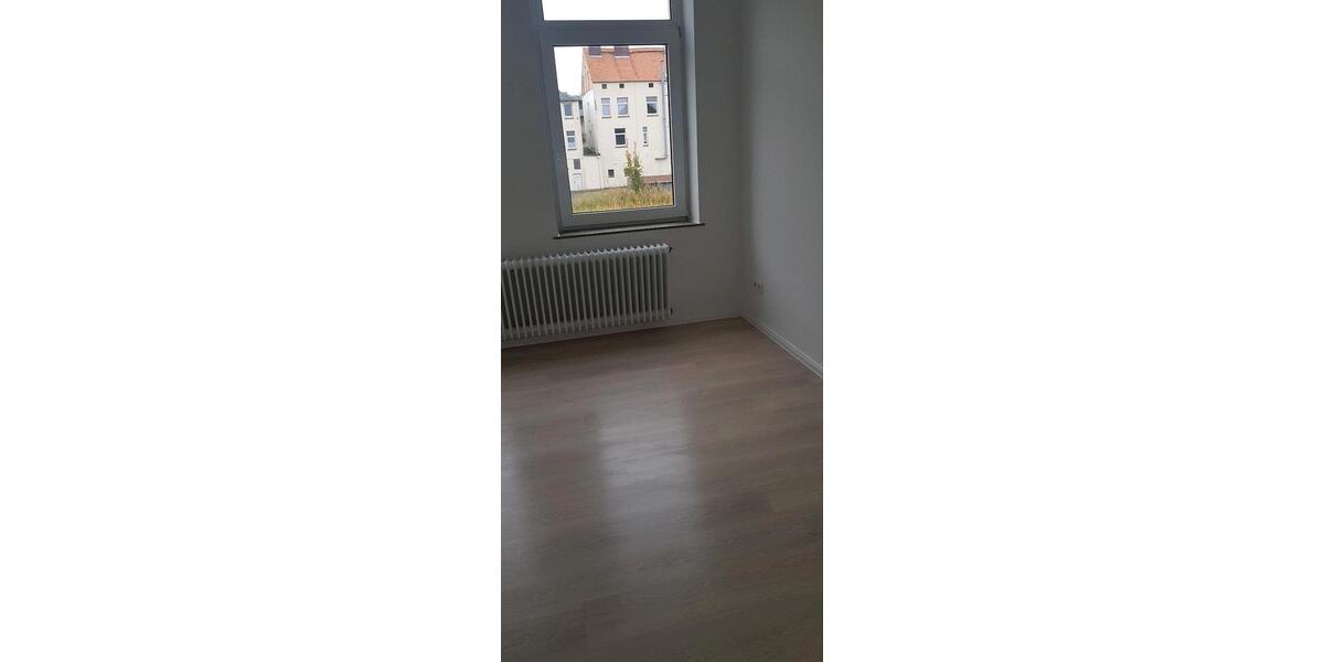 Etagenwohnung Sande - 3 Zimmer, 66 m&sup2;, 521&euro; | Angebot:24378149