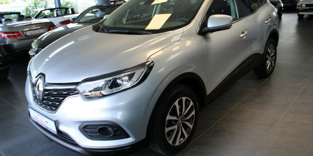 Renault Kadjar TCe 140 GPF ZEN 49.435 km 16.980 &euro; Euskirchen 53881