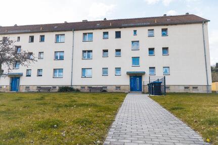 2-Zimmerwohnung mit traumhaften Blick ins Grüne; 1. OG, 47m²