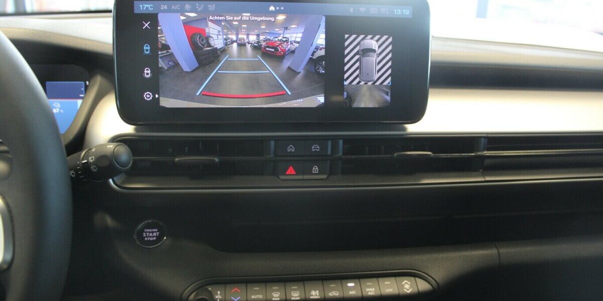 Jeep Avenger Altitude 29.878 km 22.980 € Euskirchen 53881