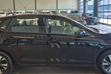 VW Polo 32.000 km 11.490 &euro; Geesthacht bei Hamburg 21502
