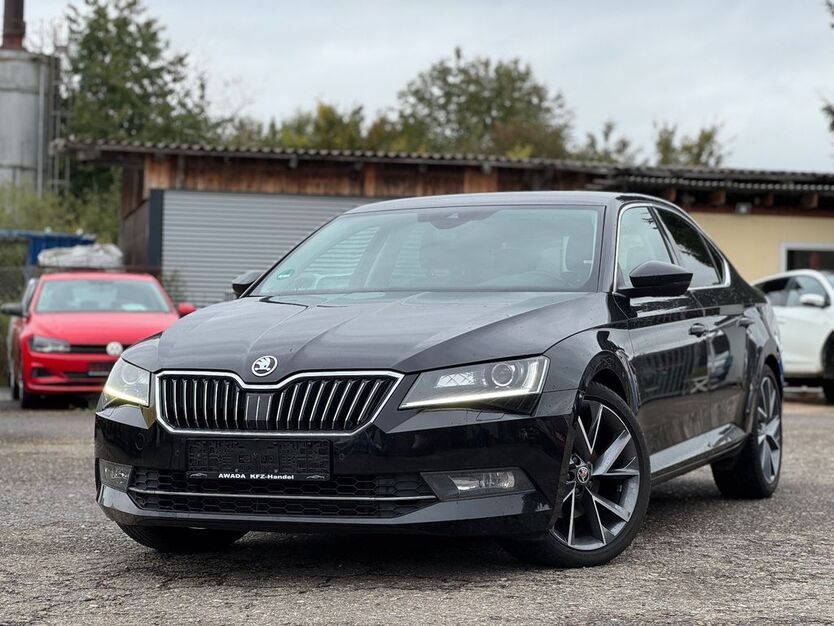 Skoda Superb 241.000 km 12.690 € Tuttlingen 78532