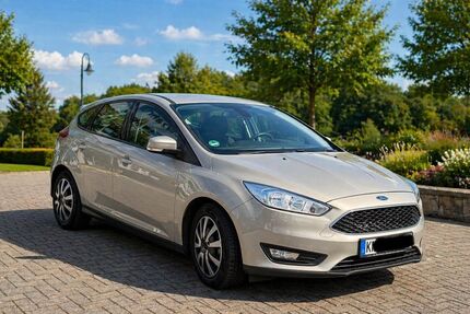 Ford Focus 194.000 km 5.200 &euro; Köln 51149