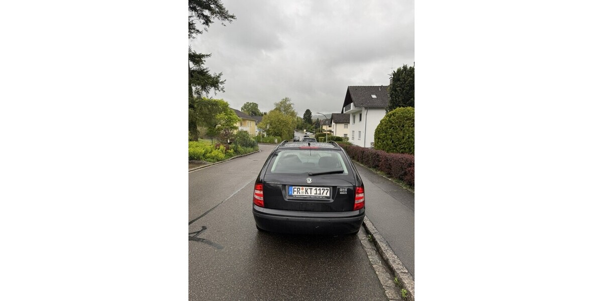 Skoda Fabia 341.000 km 1.300 &euro; Müllheim 79379