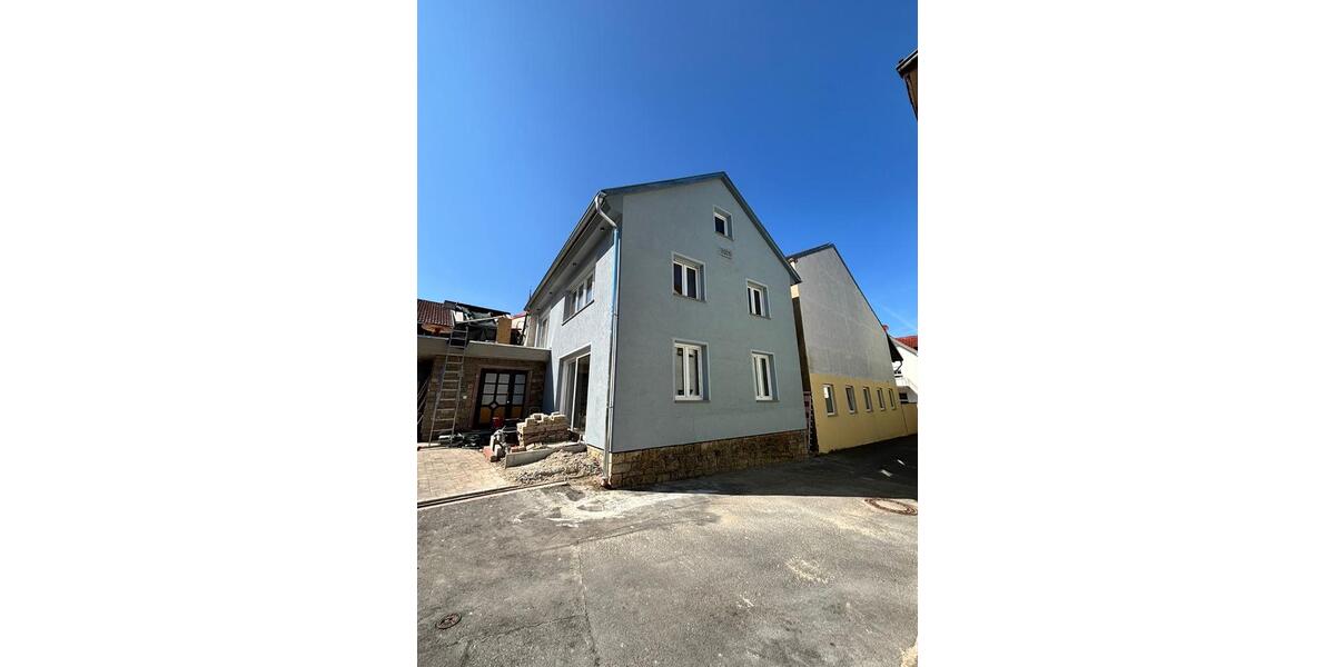 Einfamilienhaus Ochsenfurt - 6 Zimmer, 110 m&sup2;, 1.300&euro; | Angebot:26411153