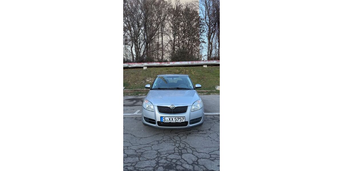 Skoda Fabia 175.000 km 3.489 &euro; Stuttgart 70327