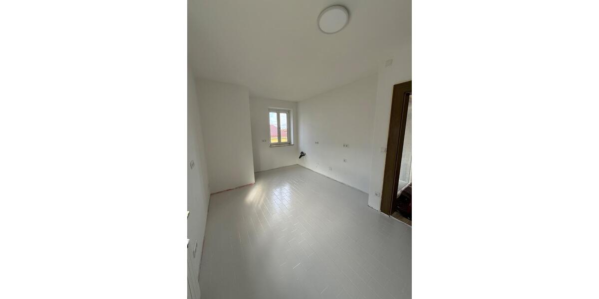 Etagenwohnung Treuchtlingen - 3 Zimmer, 92 m&sup2;, 828&euro; | Angebot:25480107