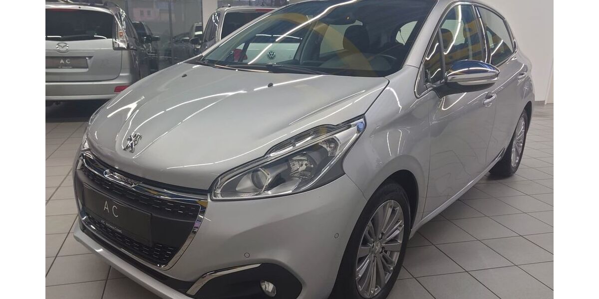 Peugeot 208 102.000 km 9.980 &euro; Coswig (Anhalt) 06869