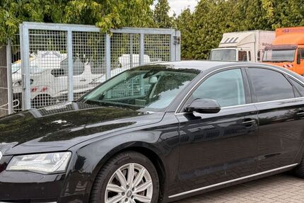 Audi A8 248.000 km 6.900 &euro; Bitterfeld-Wolfen Ot Bobbau 06766