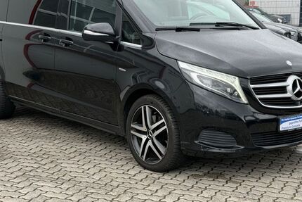 Mercedes-Benz 220 214.000 km 24.990 &euro; Neumünster 24539