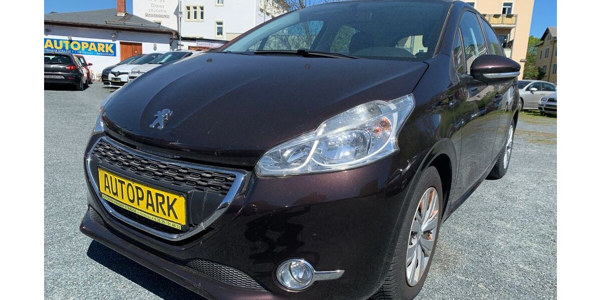 Peugeot 208 128.500 km 4.990 &euro; Heidenau 01809