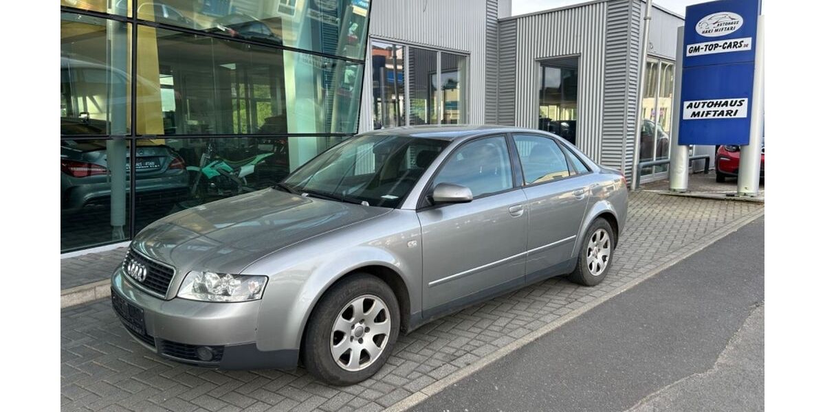 Audi A4 220.000 km 2.249 &euro; Niestetal bei Kassel 34266