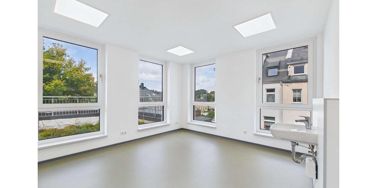 Praxis- und Gewerbeeinheit in Zentrumsnähe - Erstbezug, energieeffizient, barrierefrei in Rodewisch zimmer