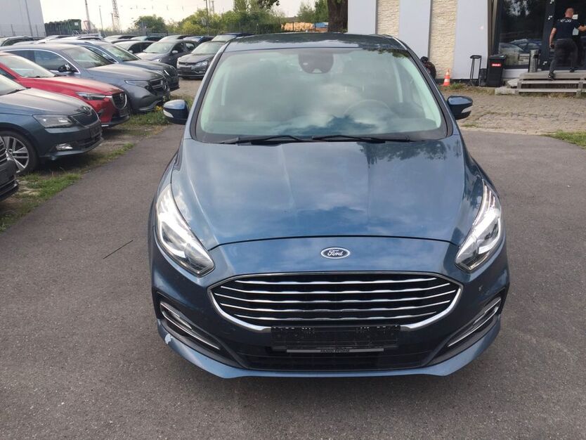 Ford S-Max 227.501 km 10.999 € Gelsenkirchen 45886