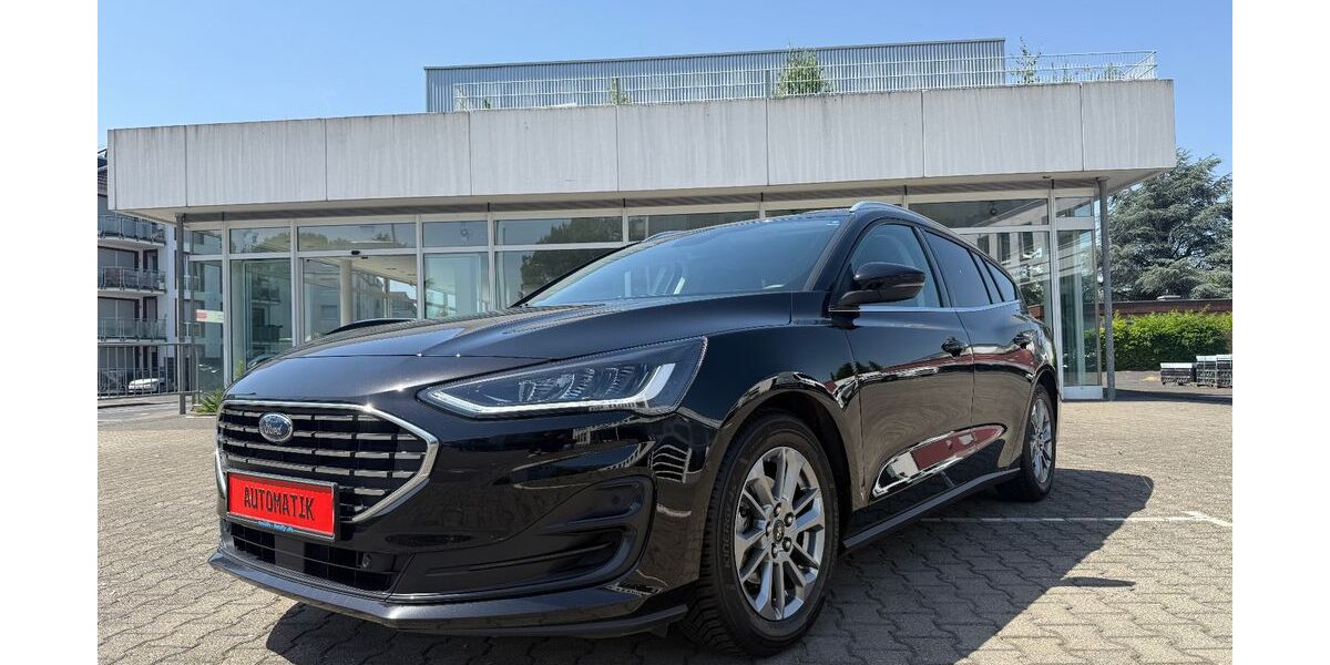 Ford Focus 54.000 km 18.250 &euro; Köln 51149