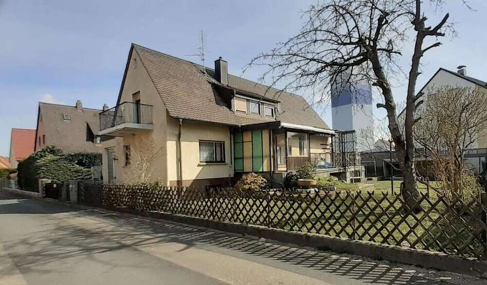 Haus zum Kaufen in Nürnberg 524.000 € 152 m²