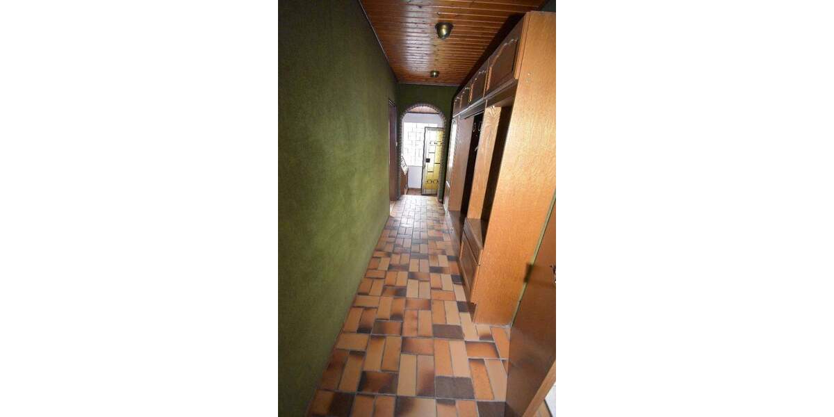 Mehrfamilienhaus, Wohnhaus Suhlendorf - 6 Zimmer, 175 m&sup2;, 229.000&euro; | Angebot:25662857