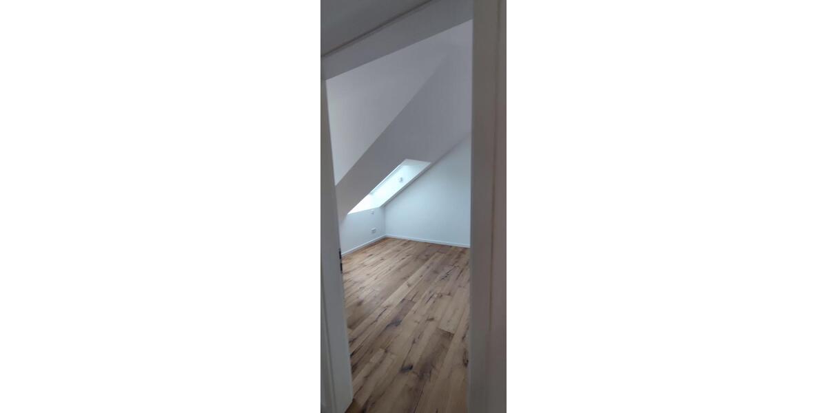 Etagenwohnung Ergoldsbach Langenhettenbach - 3.5 Zimmer, 86 m&sup2;, 1.000&euro; | Angebot:26249062