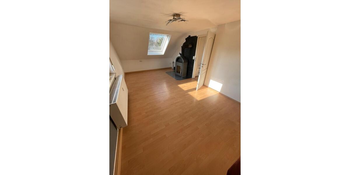 Dachgeschoßwohnung Meschede - 2 Zimmer, 58 m&sup2;, 450&euro; | Angebot:24806321