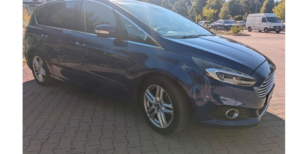 Ford S-Max 162.000 km 10.400 &euro; Leipzig 04275