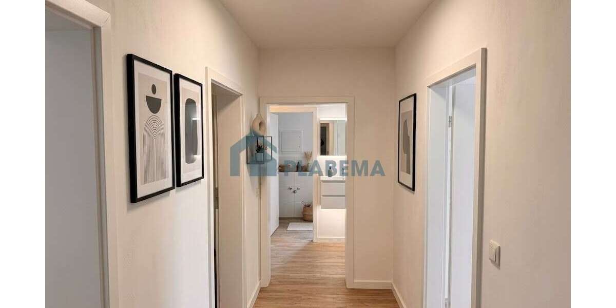 Etagenwohnung Neubrandenburg - 4 Zimmer, 91 m&sup2;, 1.088&euro; | Angebot:26856948