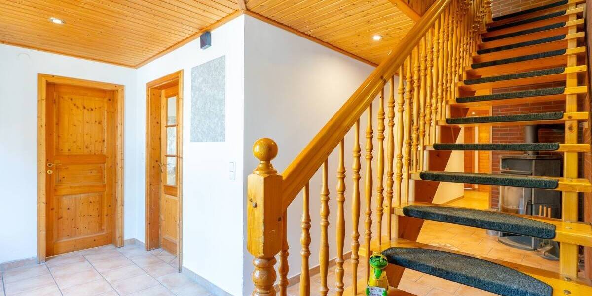 Einfamilienhaus Blomberg - 1 Zimmer, 240 m&sup2;, 549.000&euro; | Angebot:26673557