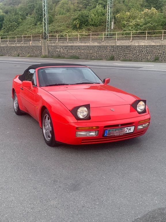 944
