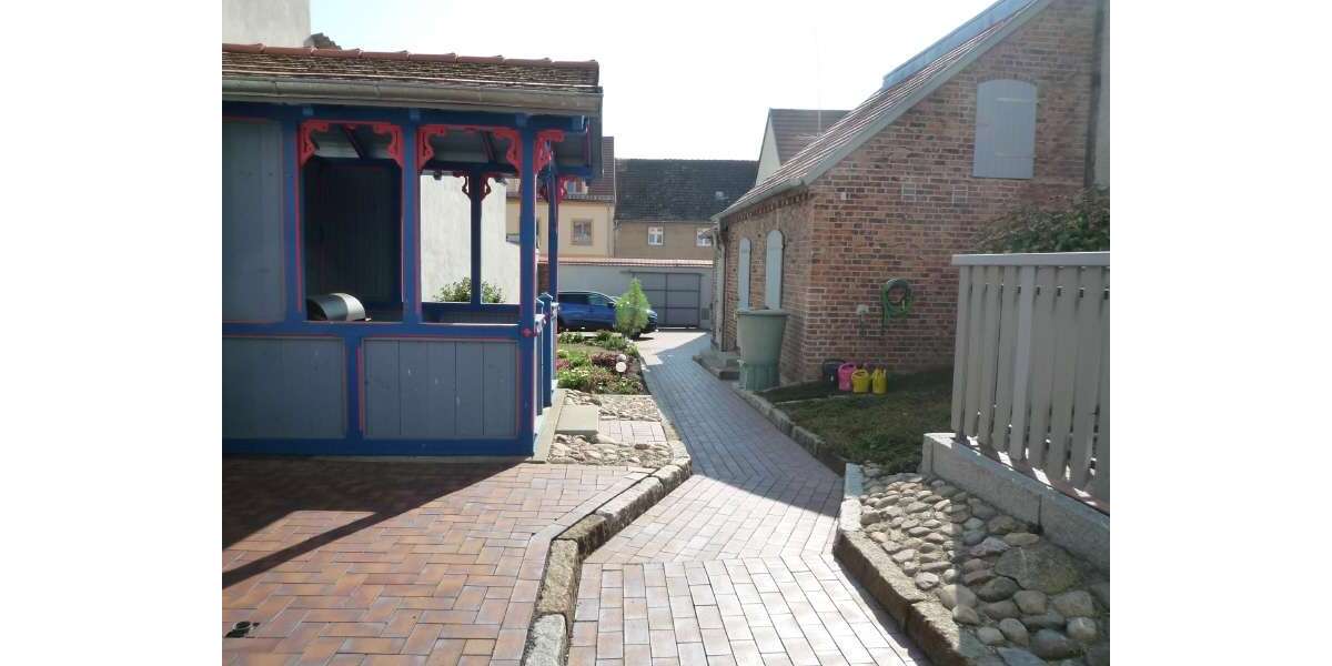 Etagenwohnung Luckau Stadt Luckau - 2 Zimmer, 57 m&sup2;, 262&euro; | Angebot:25375752