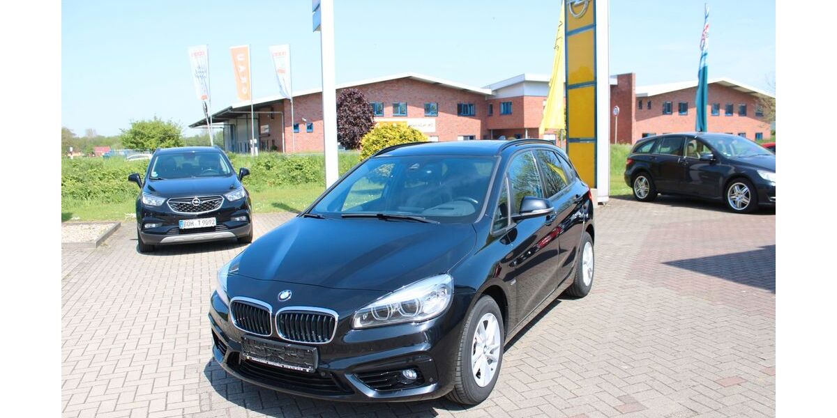 BMW 218 54.558 km 13.976 &euro; Isselburg 46419