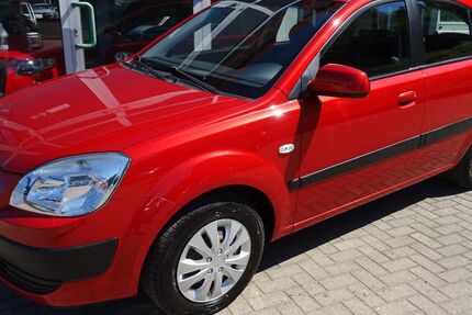 Kia Rio 89.500 km 3.990 &euro; Wutha-Farnroda 99848