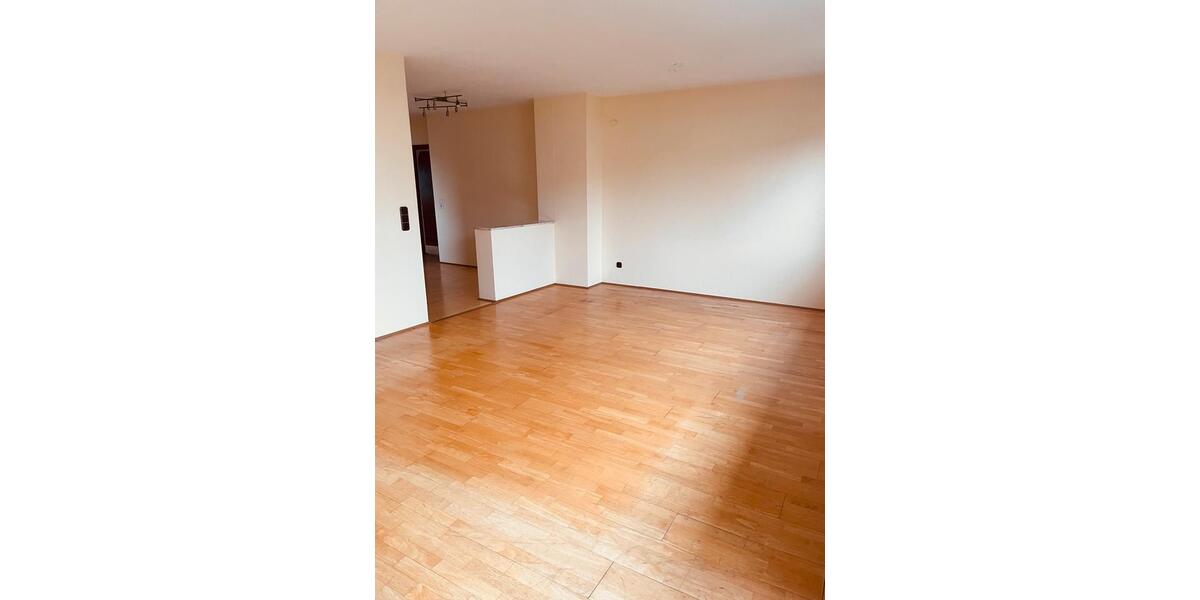 Etagenwohnung Sennfeld - 3.5 Zimmer, 85 m&sup2;, 208.000&euro; | Angebot:26403428