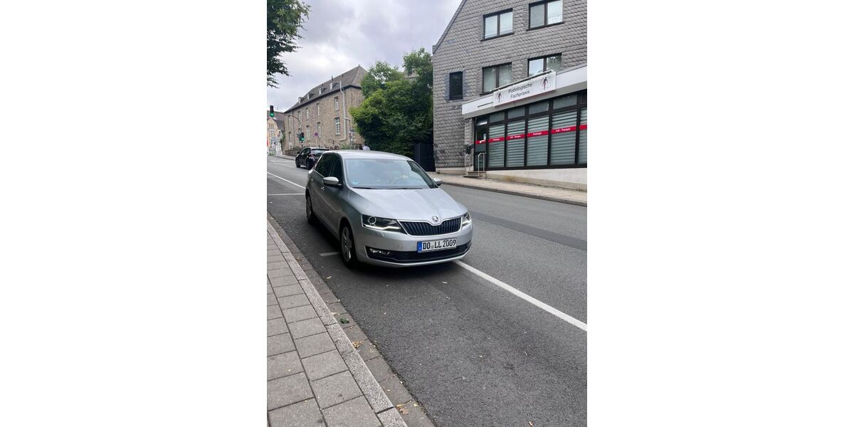 Skoda Rapid 151.443 km 10.000 &euro; Bochum 44869