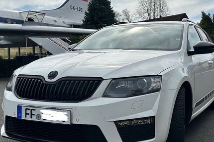 Skoda Octavia 216.000 km 9.800 &euro; Frankfurt Oder 15234
