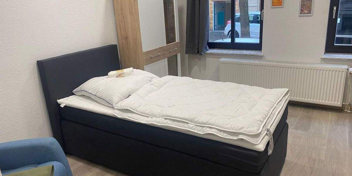 Etagenwohnung Halle (Saale) Innenstadt - 6 Zimmer, 151 m&sup2;, 2.000&euro; | Angebot:26686836