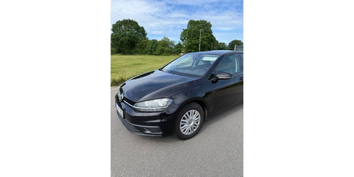VW Golf 137.100 km 10.400 &euro; Hartenholm 24628