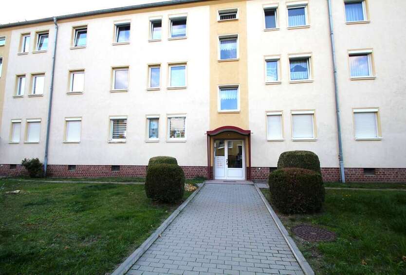 Wohnung zum Kaufen in Hohenstein-Ernstthal 54.000 € 60 m²