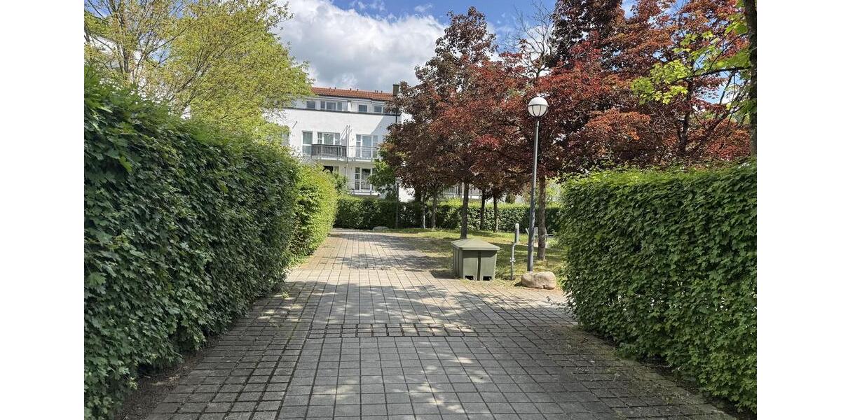 Etagenwohnung Unterföhring - 2 Zimmer, 65 m&sup2;, 1.600&euro; | Angebot:25415125